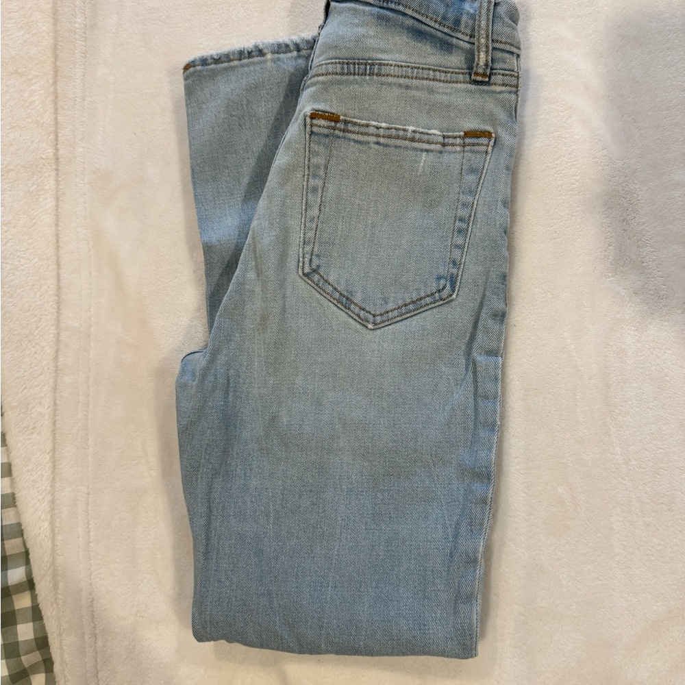 Abercrombie & Fitch Light Blue Cropped Jeans